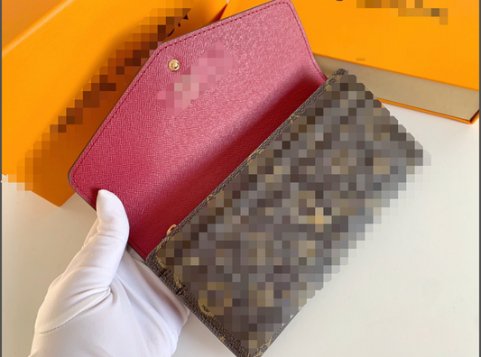 LV-WALLET